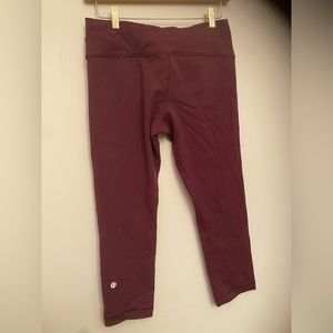 Lululemon Cropped Leggings Maroon
